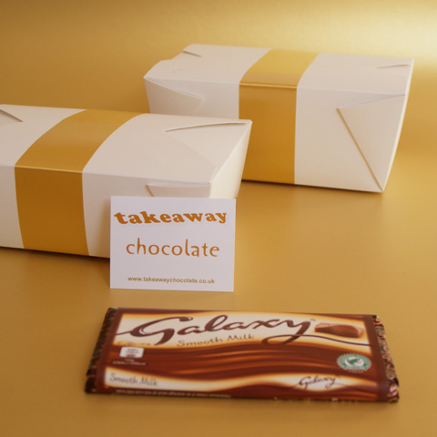 Galaxy milk chocolate presents for her, small chocoalte gifts UK chocolate delivery, fun Galaxy chocolate gifts for her, chocolate presetns delivered